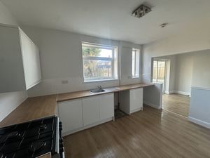 Photo 19- click for photo gallery